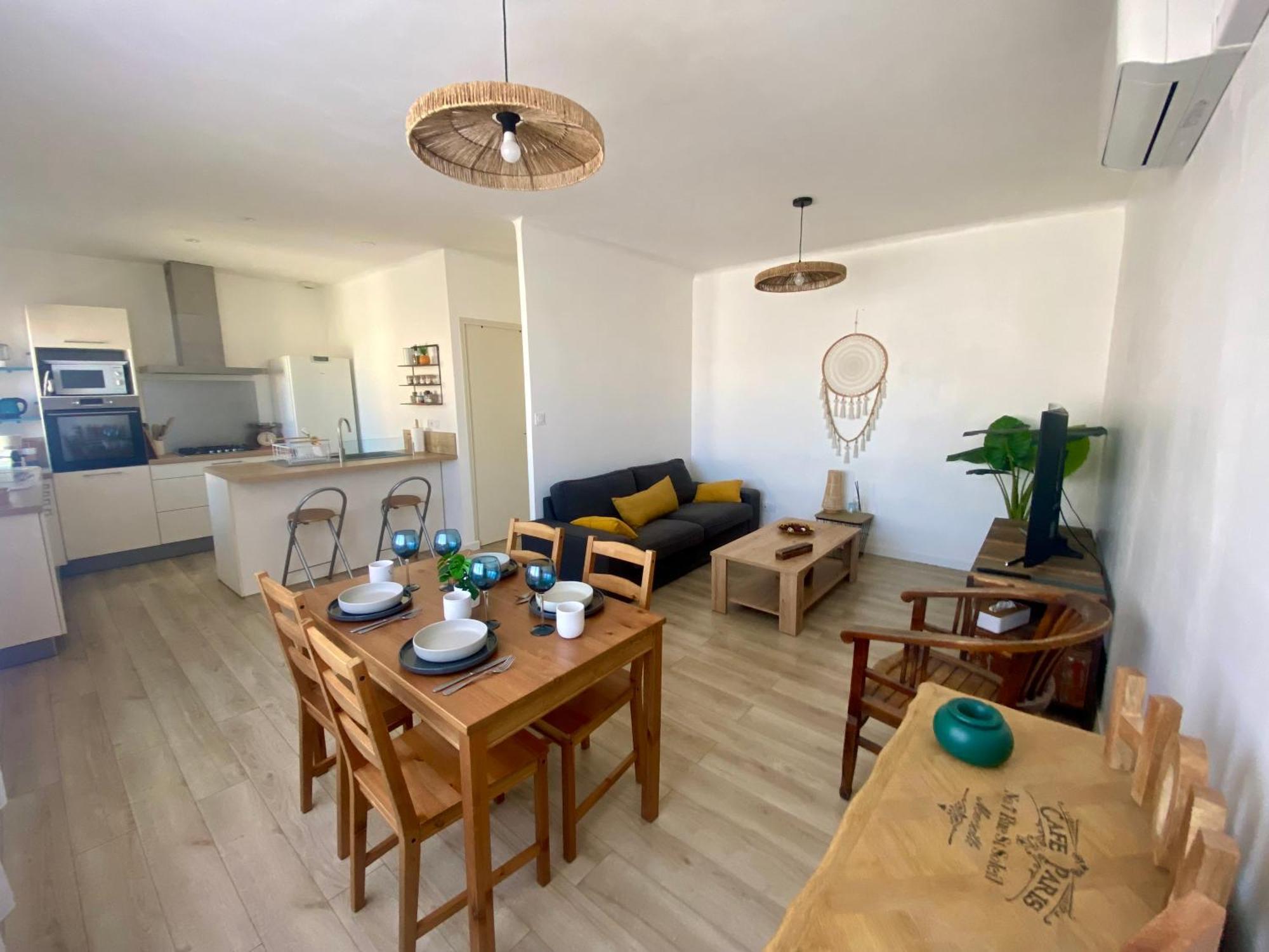 Au Bord De La Camargue Apartment Aubord Bagian luar foto
